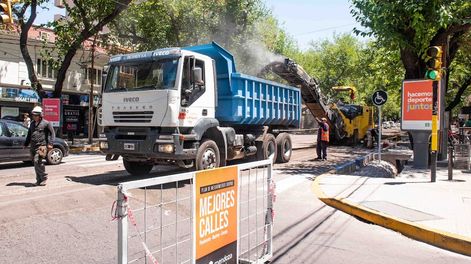 Calles cortadas y otras con media calzada ante el Plan de Obras 2023. Foto: Prensa Gobierno de Mendoza
