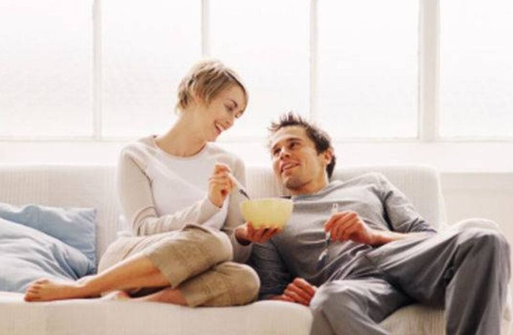 Vida de pareja: ¿en la casa de ella o en la de él?