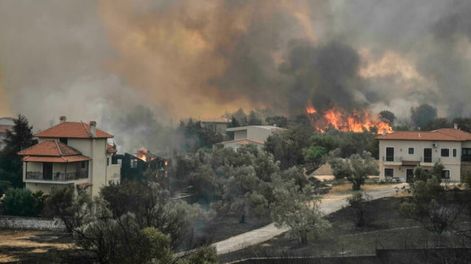 El país helénico tuvo que evacuar a 30 mil personas en Rodas, el procedimiento más grande en su historia. Gentileza.