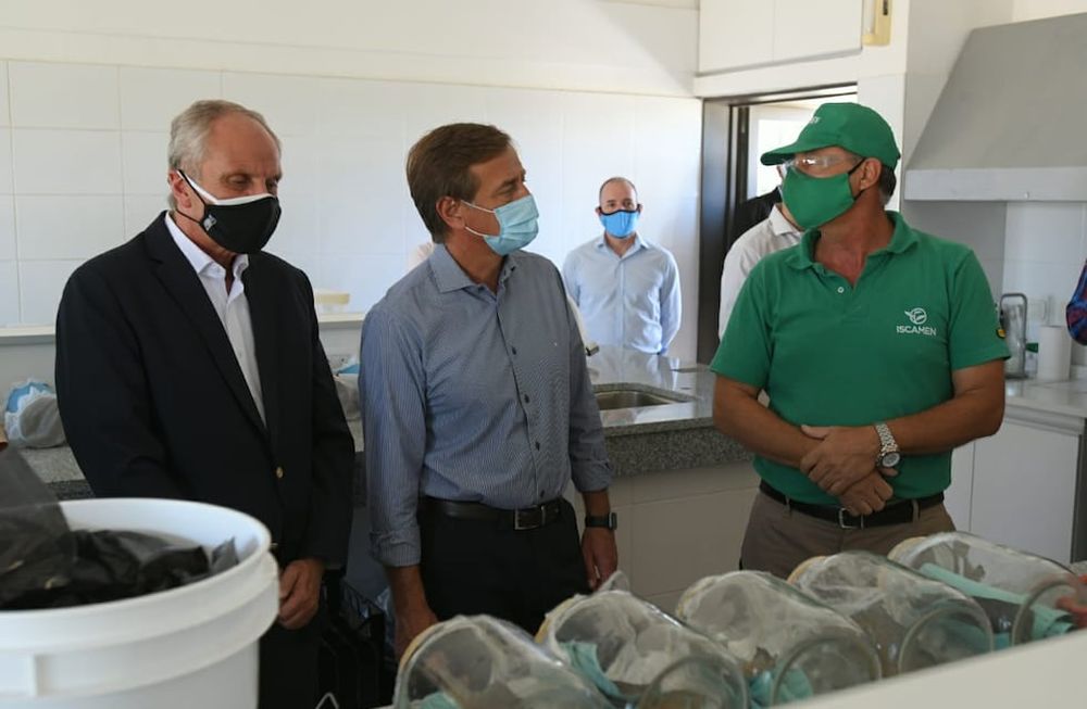 Rodolfo Suárez y parte del gobierno provincial visitaron hoy el Parque Tec de San Martín. Foto Ignacio Blanco.