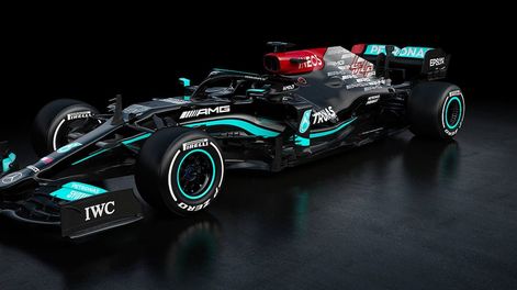 Mercedes presentó el W12, el auto con el que afrontará el 2021
