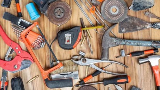 Verano: 4 elementos de protección personal que no pueden faltar en tu caja de herramientas