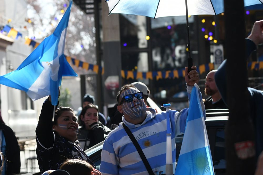 La calle Arístides se prepara para el partido de la Selección Argentina.&nbsp;&nbsp;
