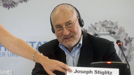 El Nobel de Economía, Stiglitz, aseguró que Macri dejó una herencia mucho peor que CFK
