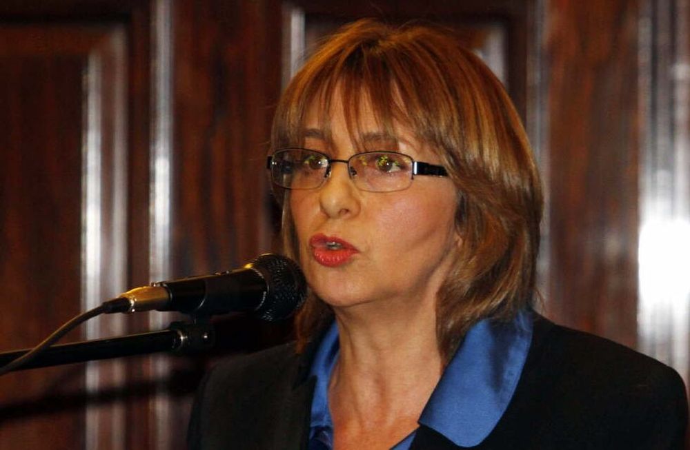 Macri aceptó formalmente la renuncia de Gils Carbó
