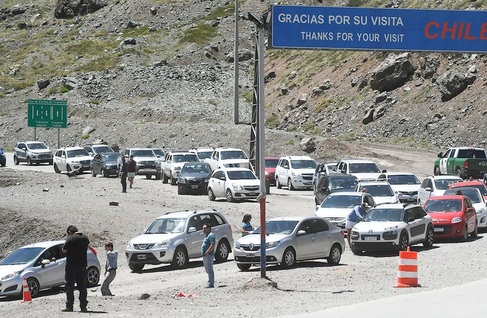 Cuánto cuesta cargar el tanque en Chile. Foto Jose Gutierrez / Los Andes