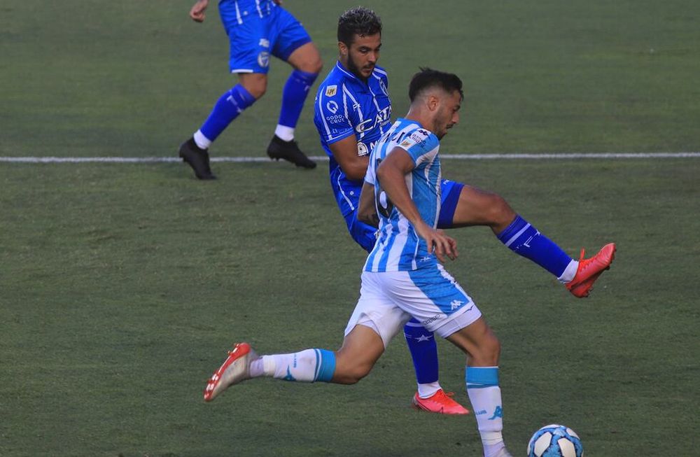 27/12/2020; Buenos Aires: Godoy Cruz y Racing se enfrentan en el Cilindro de Avellaneda, por la tercera jornada de la Zona Complementación B de la Copa Diego Maradona.Foto: Pool ARGRA/Mariano Sánchez./Télam/AA