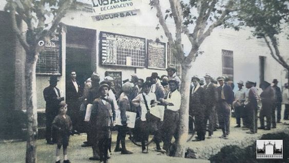 Registro histórico de las pizarras de la Correspondencia de Los Andes en San Rafael