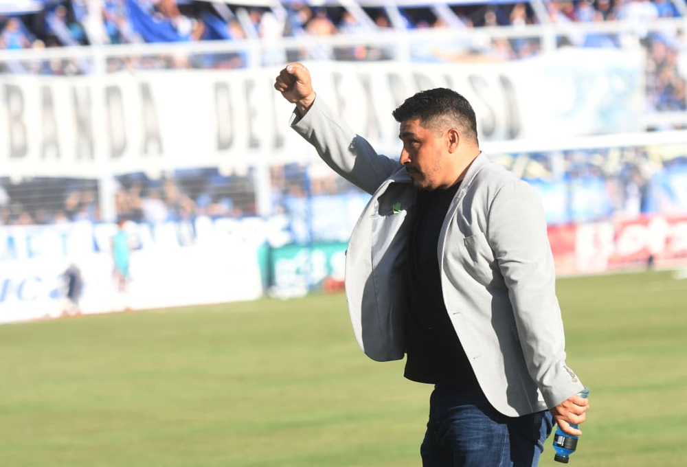 El Turco volvi&oacute; al banco de Godoy Cruz despu&eacute;s de 13 a&ntilde;os y manifest&oacute; su opini&oacute;n: "Nos falta trabajo, pero el hincha tiene que saber que este grupo deja todo".&nbsp;