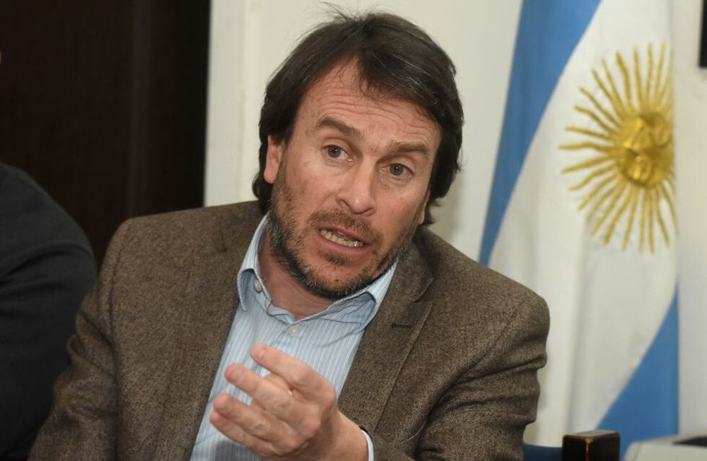 Cornejo busca cobrar los U$S 205 millones “reperfilados