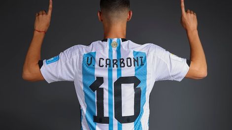 Valentín Carboni, número 10 de la selección argentina que jugará el Mundial Sub 20. (Hector Vivas - FIFA/FIFA via Getty Images)