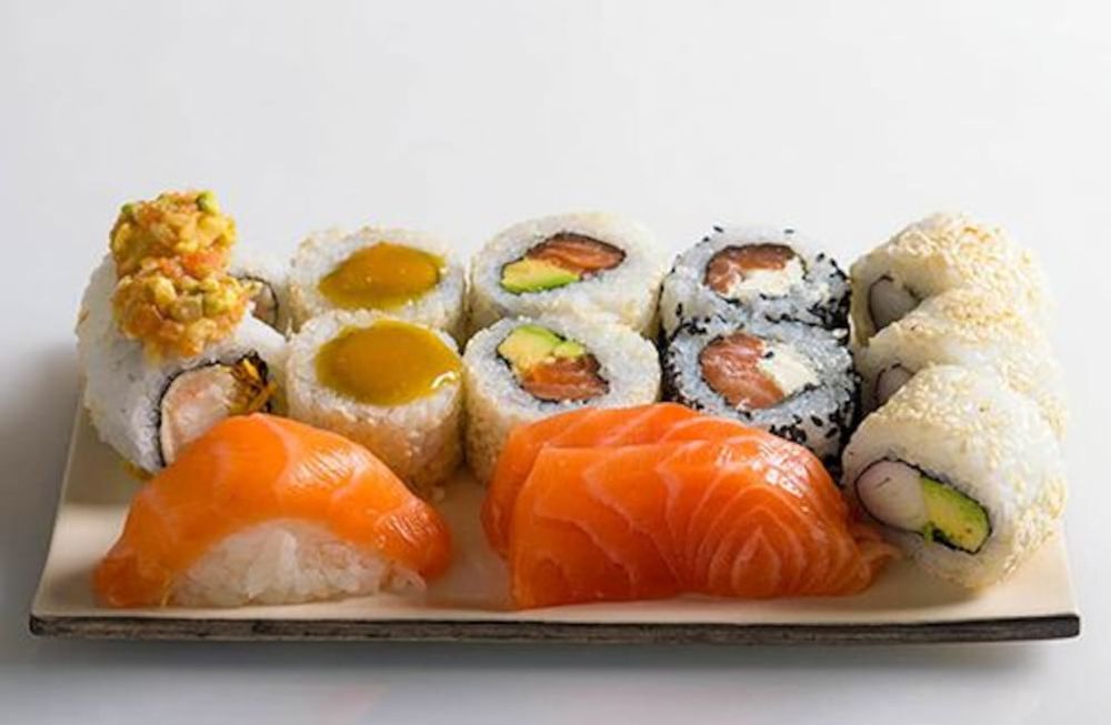 Una de las tablas combinadas que se pueden pedir mediante delivery. Las delicias del oriente a un llamado de distancia.