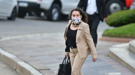Los Andes | Cristina Caamaño al salir de Casa Rosada. Foto Federico López Claro / Clarín.