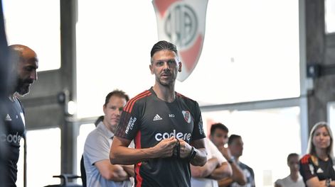 Martín Demichelis fue claro en su conferencia de prensa sobre el mercado de pases de River. (@RiverPlate)