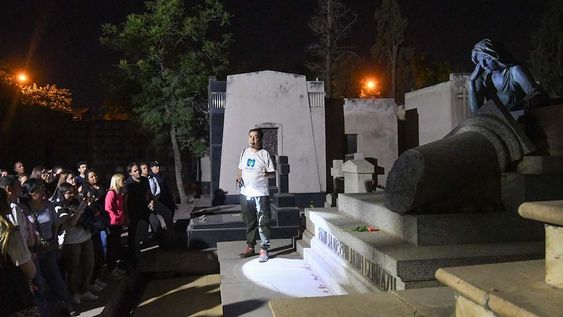 La Ciudad de Mendoza realizó nuevos encuentros en el Cementerio. El ciclo de visitas guiadas se llamó en esta ocasión Rituales del Alma. Foto: Marcelo Rolland / Los Andes