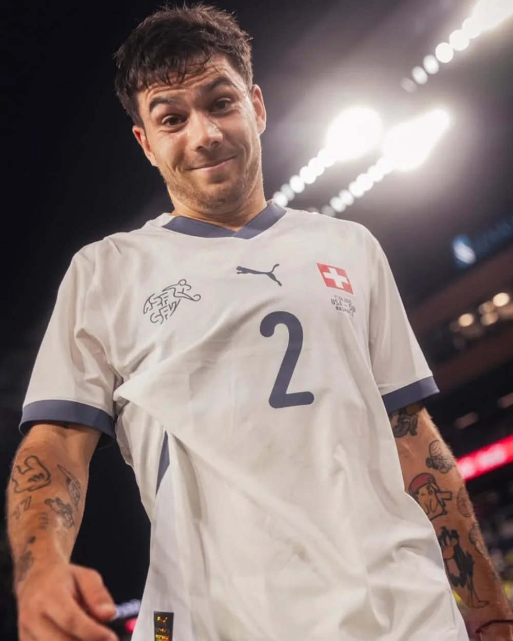 Lucas Blondel con la camiseta de Suiza