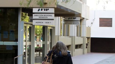 La AFIP prorrogó los vencimientos de Bienes Personales, Ganancias y Cedular: cuáles son las nuevas fechas