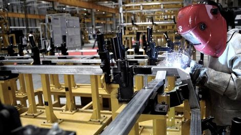 metalmecanica: la industria madre que resiste la baja y se esperanza con la mineria