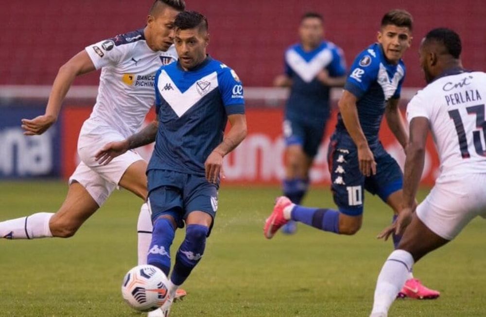 Vélez cayó ante la Liga de Quito por 3-1. / Gentileza.