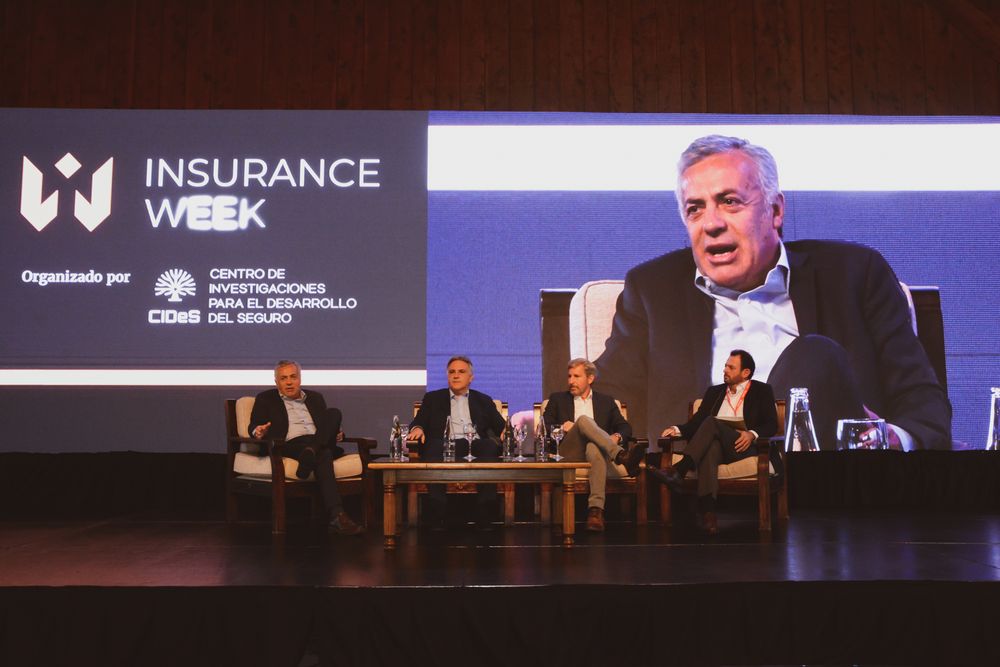 Alfredo Cornejo participó de la nueva edición del Insurance Week en Bariloche junto a otros gobernadores