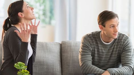 Qué revela la psicología sobre las personas que se mantienen calladas durante una discusión.