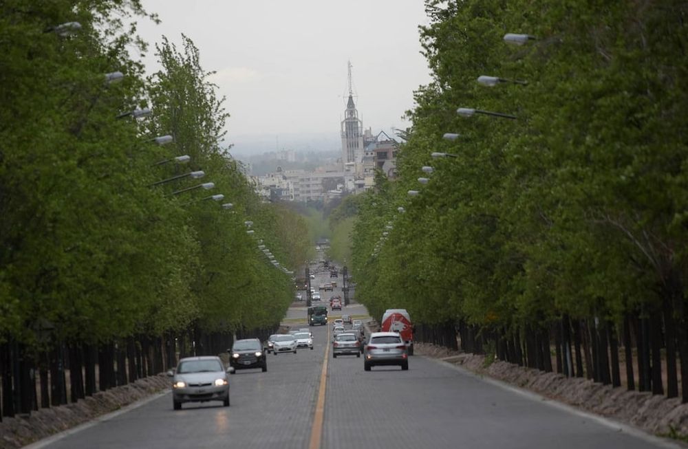 Calor y tormentas, los protagonistas de este fin de semana en Mendoza. Foto:  Marcelo Rolland / Los Andes
