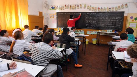 Menos alumnos en las aulas de Mendoza: un experto proyectó en qué departamentos habrá menos escuelas para 2040