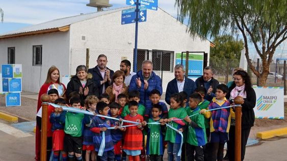 Stevanato lleva adelante más mejoras en barrios de Maipú