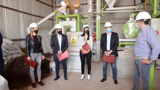 Tres intendentes peronistas acordaron reactivar una fábrica en Santa Rosa