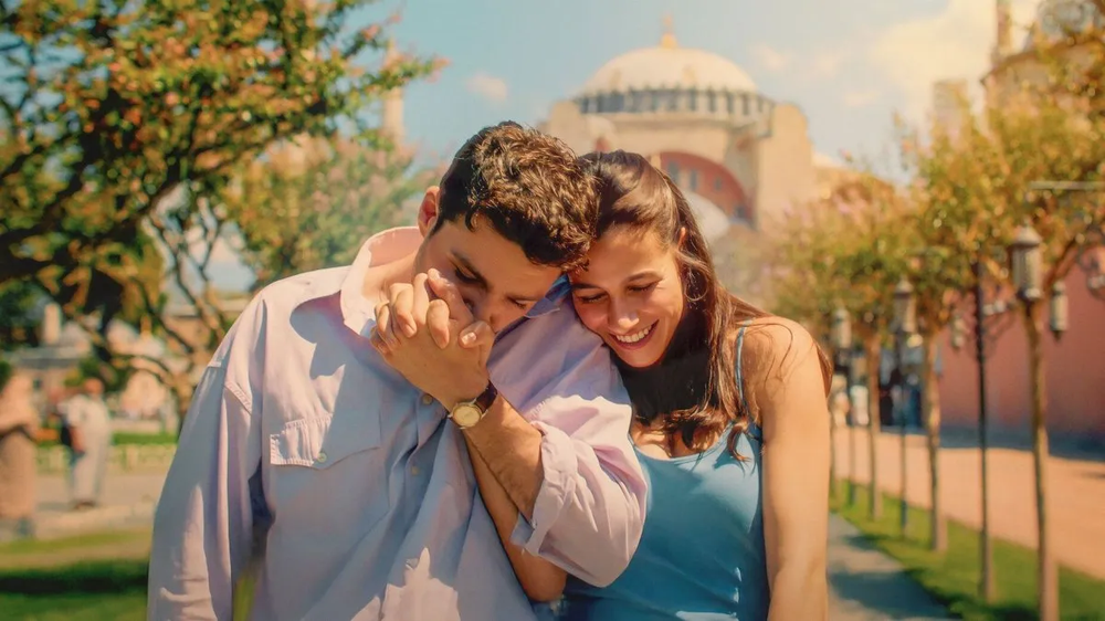 La película turca , una comedia romántica, que atrapa al público de Netflix.