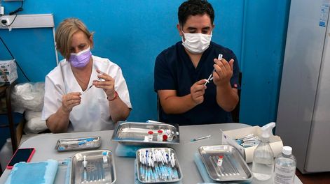 Los Andes | Se ha fortalecido el plan de Vacunación nacional para avanzar en completar esquemas y colocar refuerzos frente a la tercera ola. Foto: Orlando Pelichotti