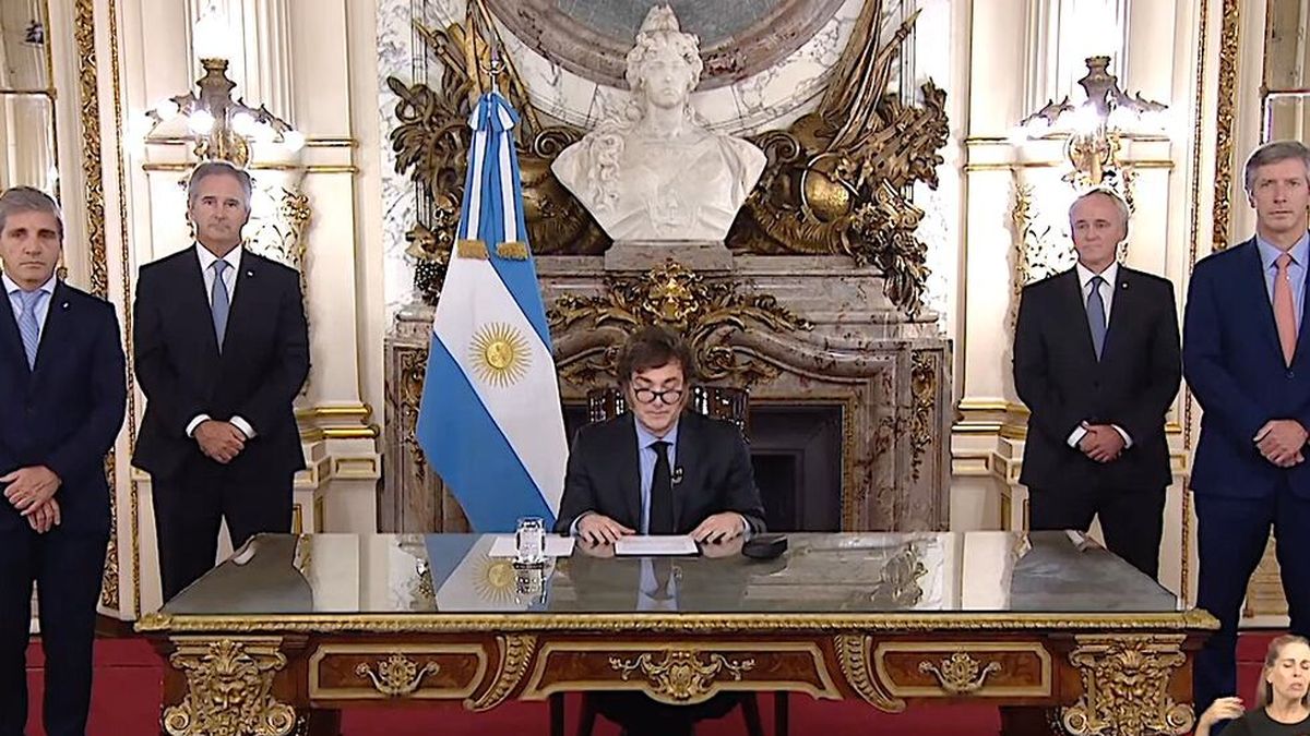 Las 10 frases más destacadas de Milei durante su mensaje en cadena nacional