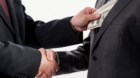 La corrupción, o de cómo nos joroban la vida - Por Vicente S. Reale