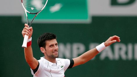 Djokovic resistió ante Bautista para llegar a octavos en Roland Garros
