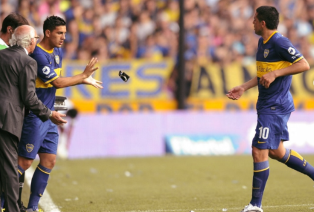 Paredes, son maçında Boca Juniors'ta Riquelme'nin yerine forma giymişti.