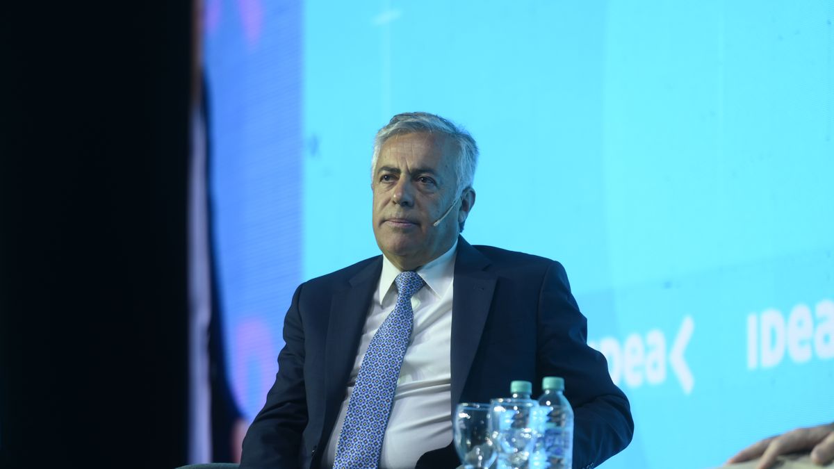 Coloquio IDEA: Cornejo pidió que la reforma fiscal salga por ley, pero atada a cambios en la coparticipación