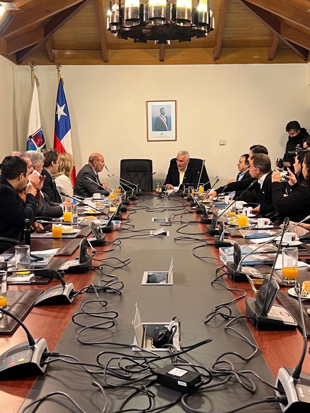 Chile's experience in sustainable mining was one of the key topics during the Mendoza visit to the El Teniente Division.