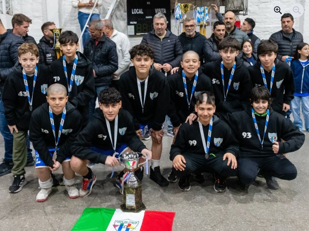 Hockey Patín. Los chicos de Casa de Italia que hicieron un excelente papel en el Campeonato Argentino de Infantiles