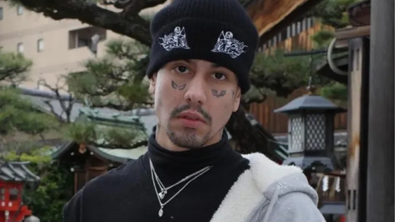 Duki fue denunciado por su tatuador por el uso de sus diseños