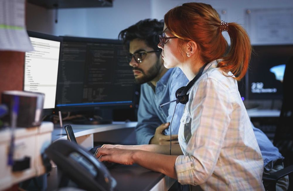 Los programadores no sólo son buscados por industrias del software sino también por empresas que avanzan en la transformación digital. (Gentileza Grupo Consultores de Empresas).