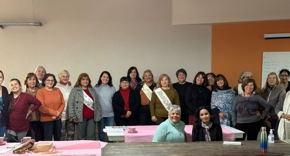 Adultos mayores de Rivadavia estimularon el cerebro (3).jpeg