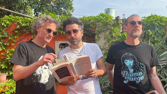 charly garcia y psicoanalisis: como es el sorprendente show que presentara doctor chinaski en mendoza