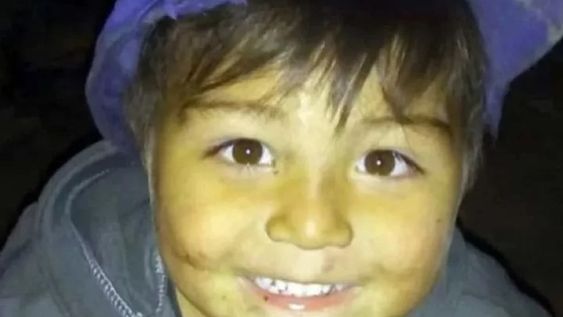 Inesperado giro en el caso del nene que apareció asesinado colgando de un puente