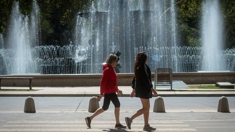 El pronóstico indica que para el miércoles en Mendoza habrá un leve descenso de la temperatura, pero sigue el calor. - Los Andes