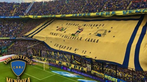 Clásico telón de la hinchada de Boca. / Gentileza.