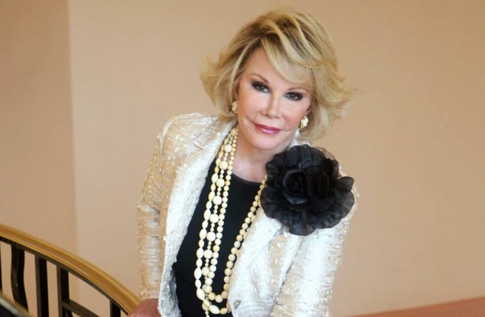 Revelan que Joan Rivers murió por el mismo anestésico que mató a Michael Jackson