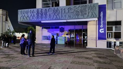 El ingreso a la Municipalidad de Guaymallén tras el incendio de la madrugada