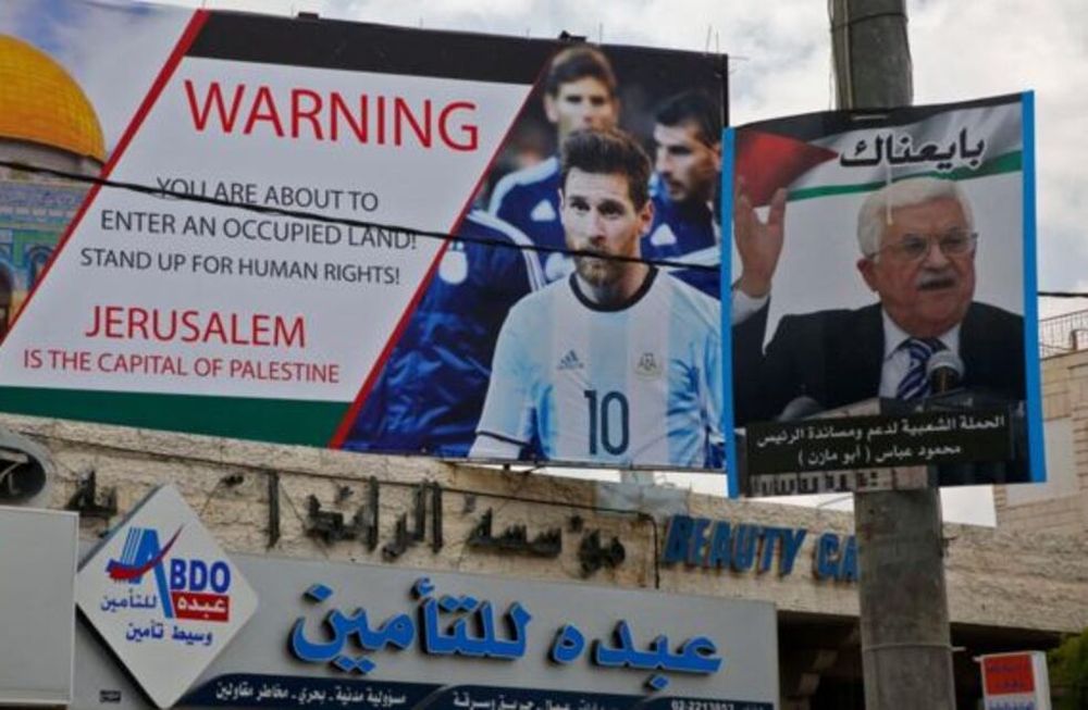 Palestinos se congratulan por la anulación del partido amistoso de fútbol Israel-Argentina