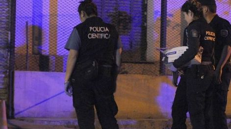 Los Andes | Encontraron un cuchillo y una campera con sangre en el lugar donde fue apuñalado el almacenero que buscó justicia por mano propia. - Archivo / Los Andes