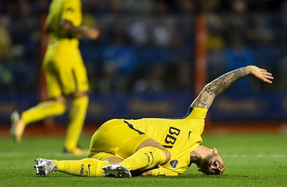 La peor noticia: Benedetto se rompió los ligamentos. ¿Se pierde el Mundial?